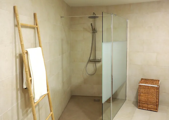 Casa Da Venda Do Marco بيت للعطل كالداس دا راينها
