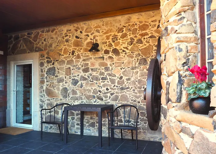 Casa Da Venda Do Marco بيت للعطل كالداس دا راينها